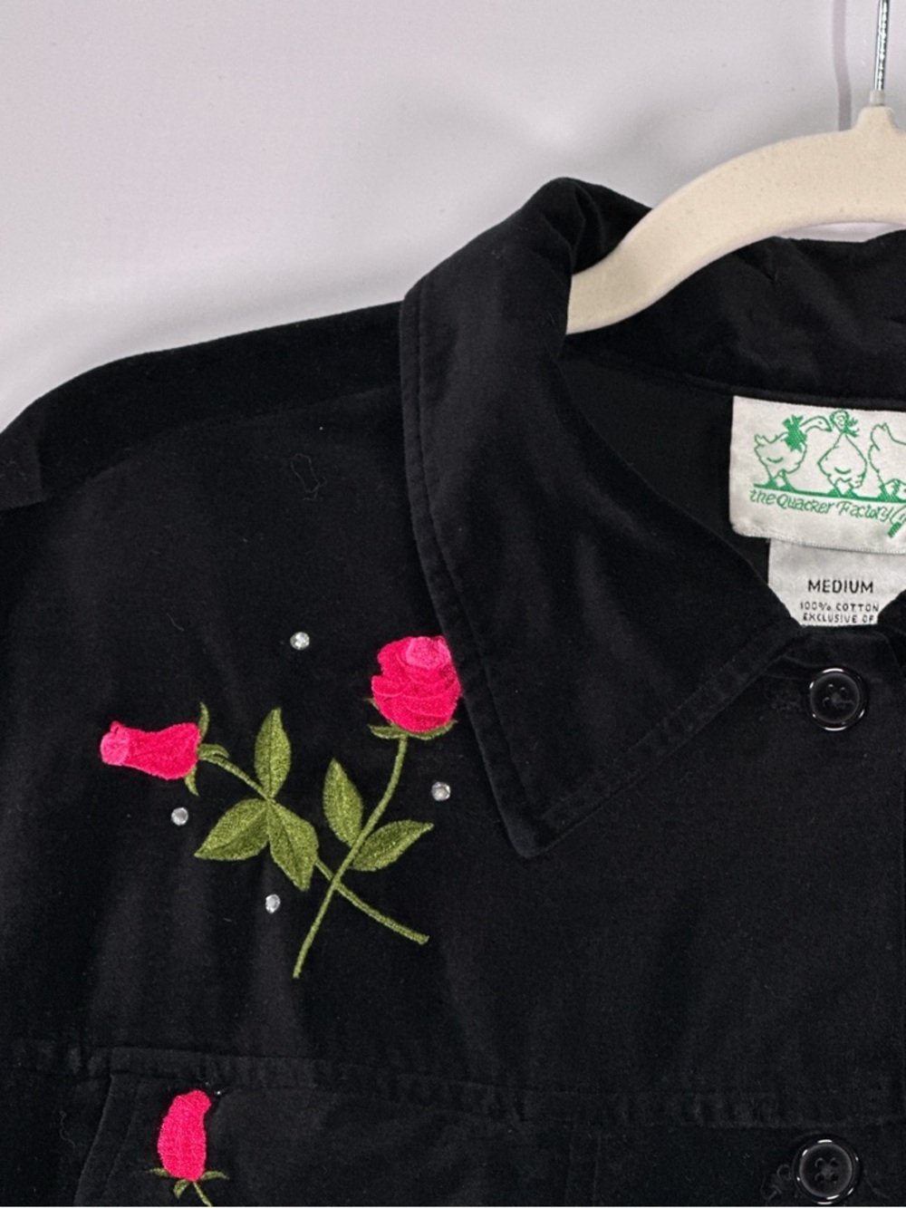 Quacker Factory Shacket Rose Embroidered Rhinestone Velvet Black Medium - Picture 3 of 12